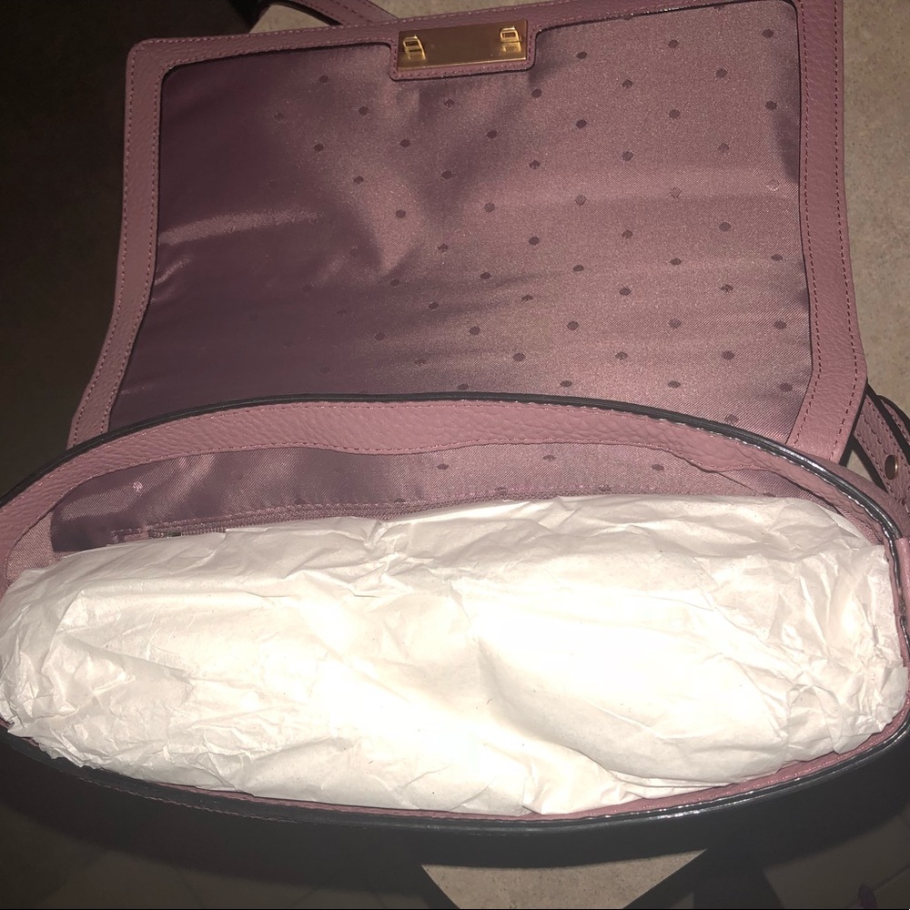 Interior of Kate Spade Sparrow satchel